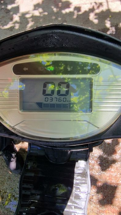 Scuter electric fără permis Ztech