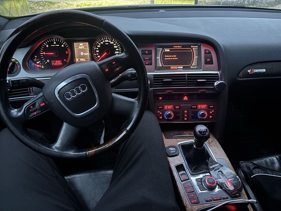 AUDI A6 2.0   Vând  sau Schimb cu 7 locuri