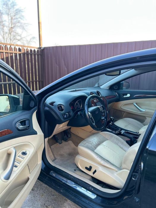 Vand Ford Mondeo ghia