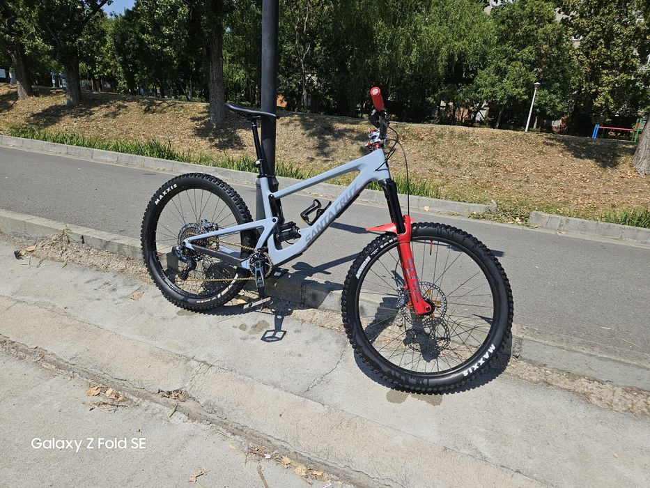 Santa Cruz Bronson Carbon L