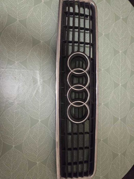 Оригинална решетка за Audi A4, B6