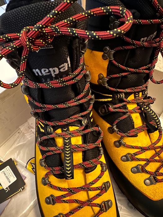 Bocanci barbati La Sportiva Nepal Cube GTX marimea 45