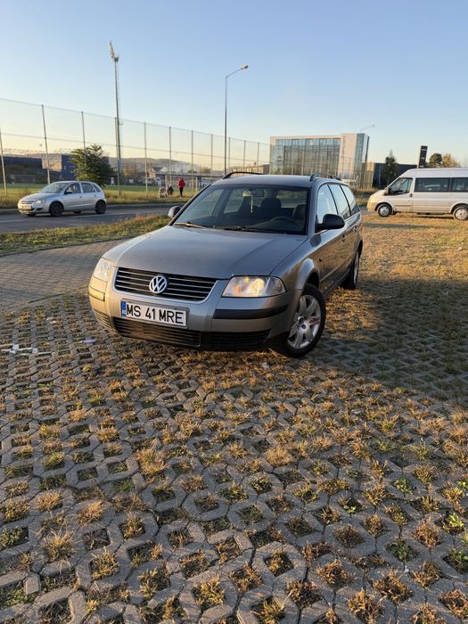 VOLKSWAGEN Passat 2003 — imagine 1