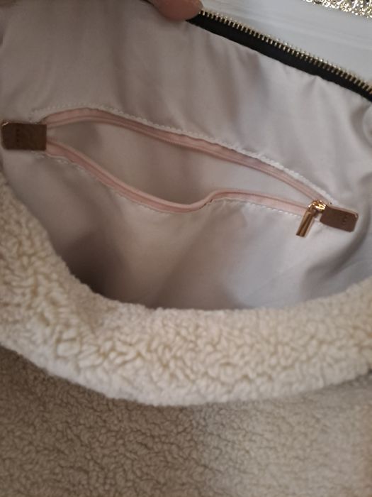 Дамска чанта нова