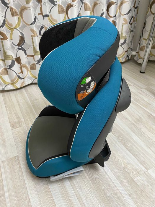 Детское автокресло
