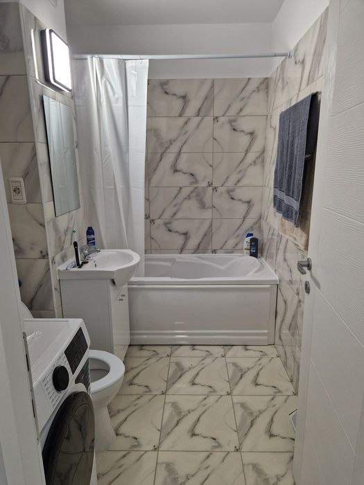 Direct proprietar, inchiriez studio sanpetru city 2