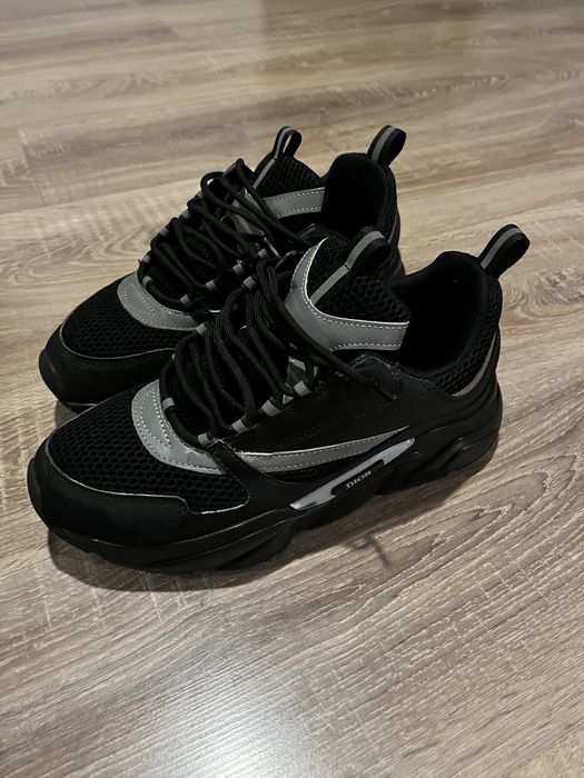 Vand papuci dior b22