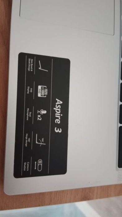 Продам ноутбук acer.