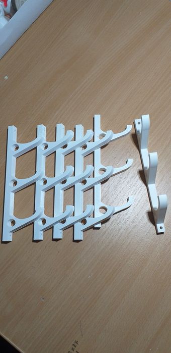 Rastel raft undita lanseta peste organizator perete suport