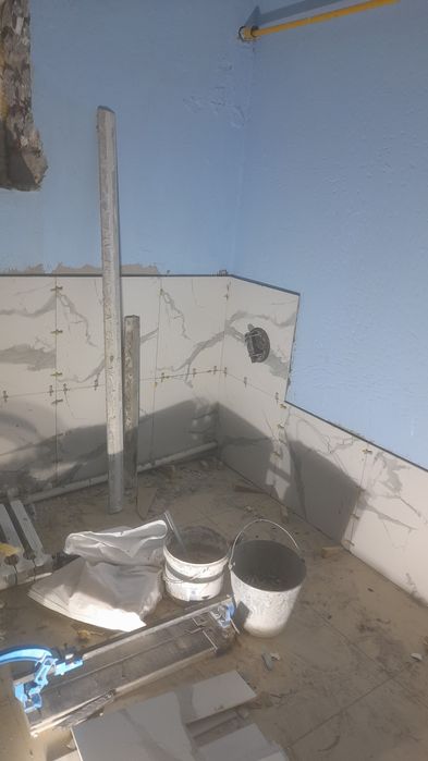 Услуги кафельщика, ремонт квартир.