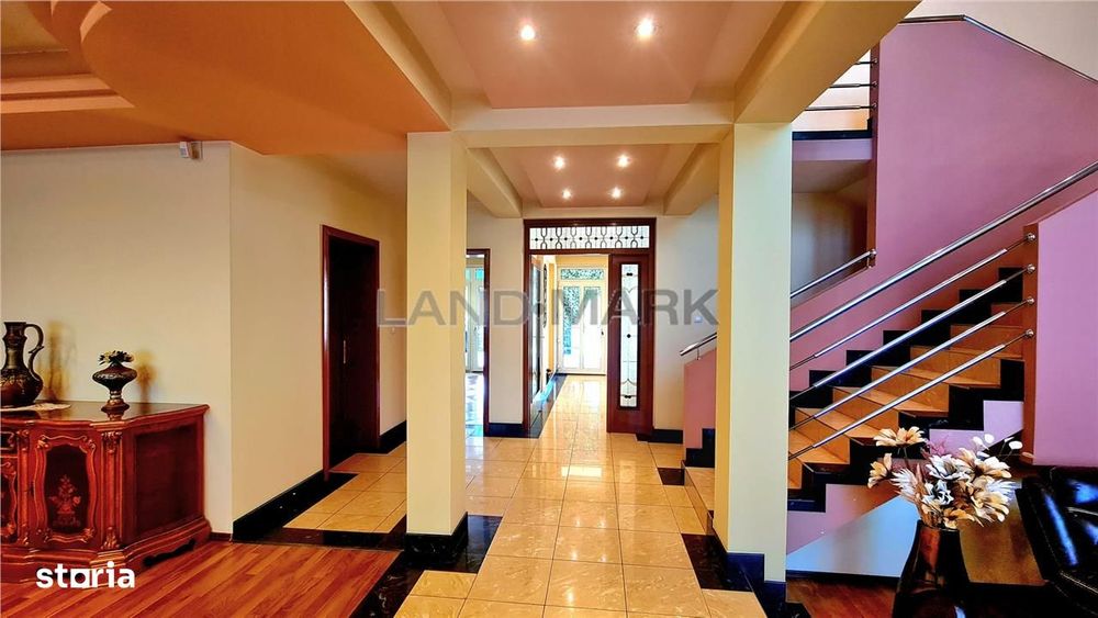 Vila de vanzare Timisoara, 4 dormitoare, piscina, garaj dublu