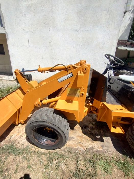 Мини челен товарач TCM 810A  Kubota 36кс