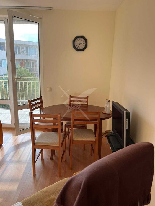 Продава се Тристаен апартамент в Несебър - 74 кв.м за 999 €/кв.м - Снимка #2