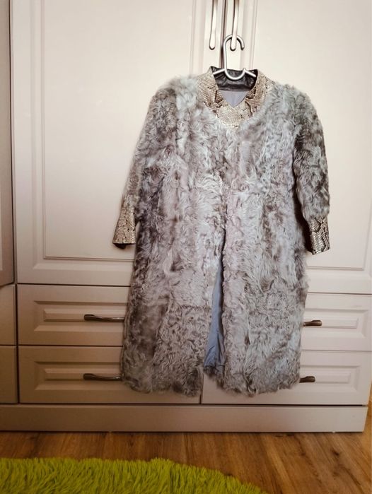 Продам женские вещи