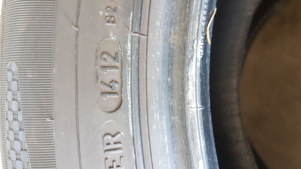 Летни гуми 2 броя DUNLOP 225 60 R17 дот1412