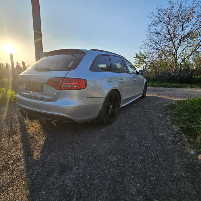 A4 B8 . S4 пакет  2.0 дизел 170к.с 2011г 
НА ЧАСТИ САМО