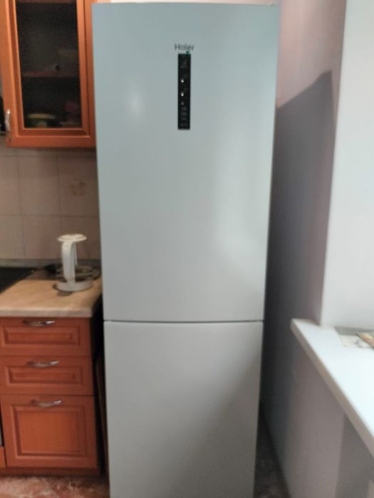 Срочно продам холодильник