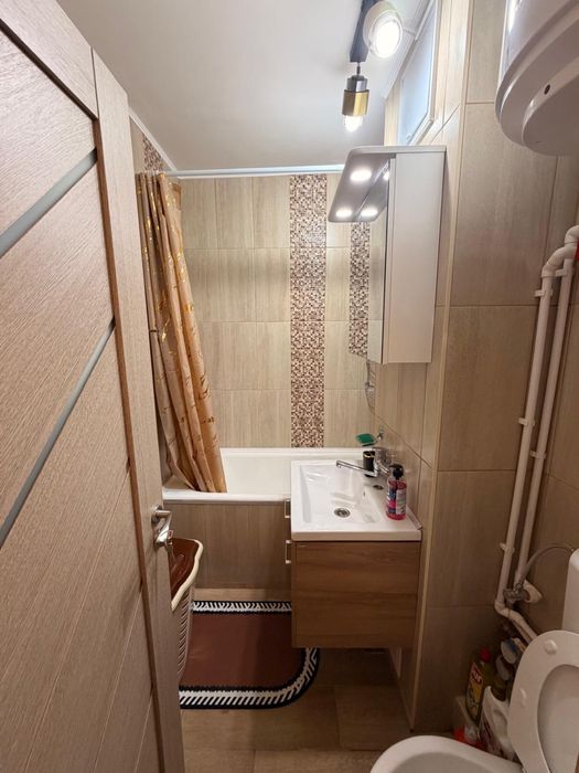 Garsonieră modernă, PRIMA ÎNCHIRIERE – 3 min. Metrou Dristor | 400 €
