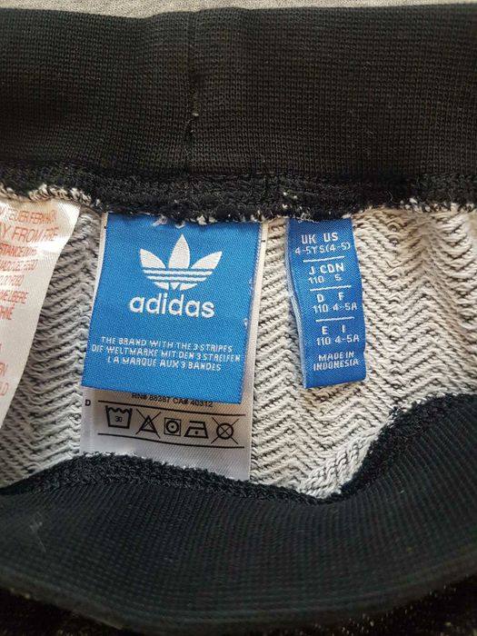 Оригинален Сет(комплект) Адидас