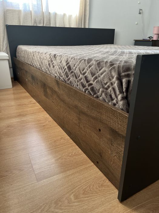 Спалня 160/200 с подматрачна рамка с газови амортисьори и матрак Islee