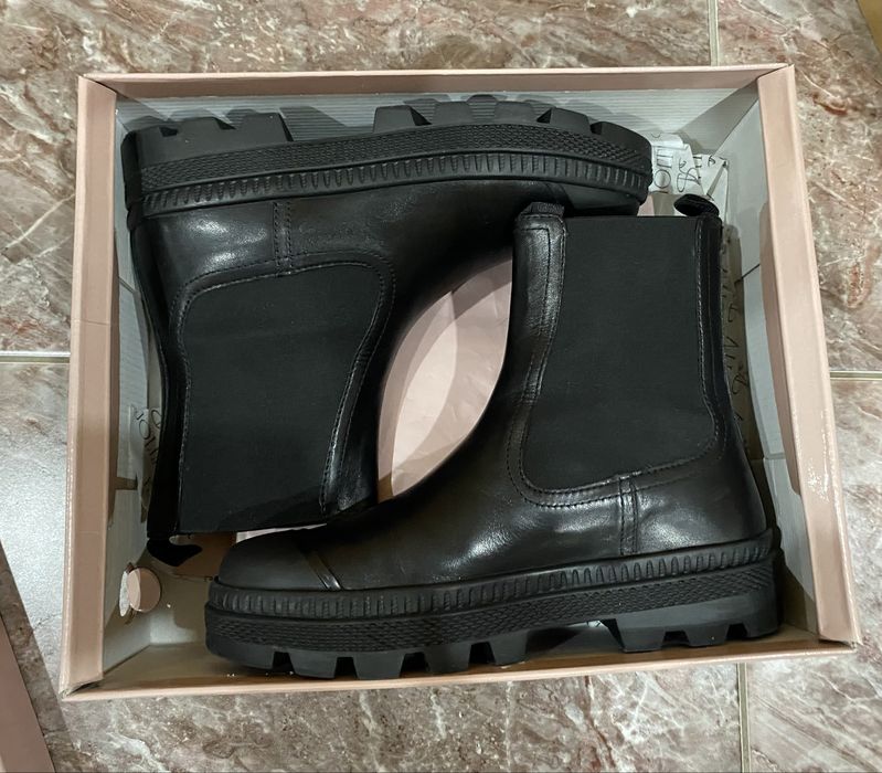 Продам итальянские ботинки Челси