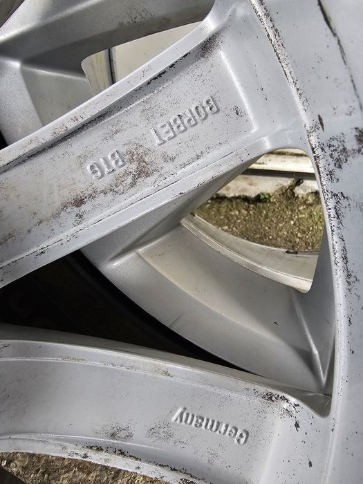 Vand jante aliaj originale vw  , 5x112 cu anvelope de vara 235/45/17
