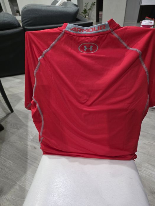 Тениска Under Armour чисто нов