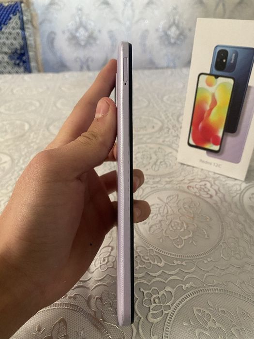 Редми 12 С сотилади