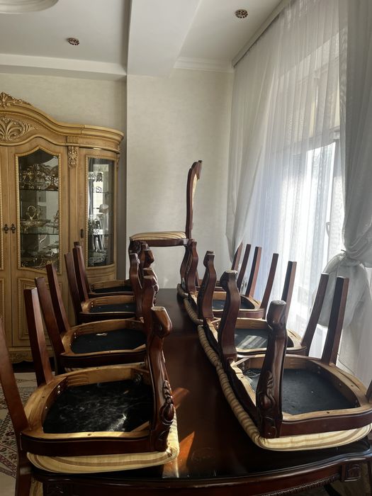 Стол и стулья 10шт