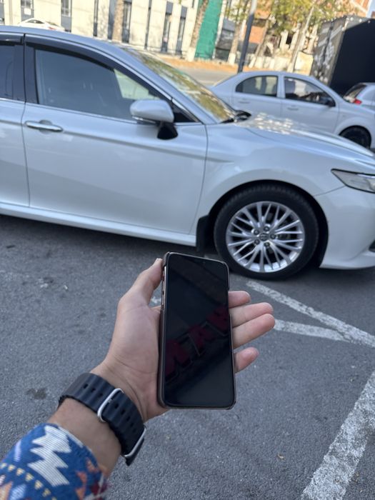 Iphone 11 pro 256gb 100 akp