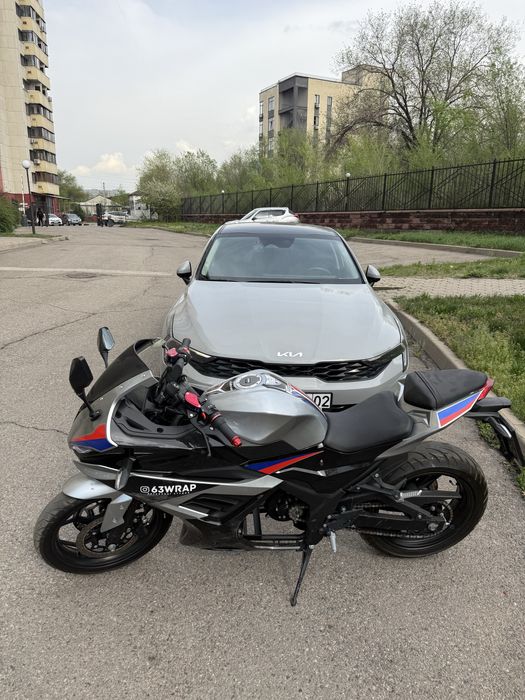 Электромотоцикл BMW S 1000 RR
