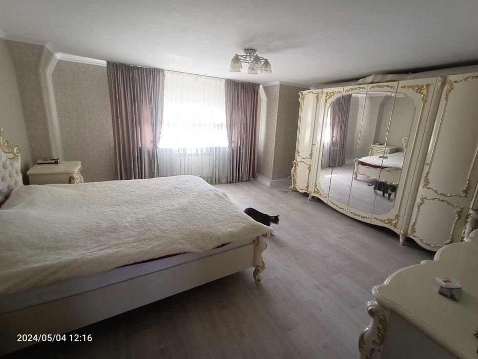 Продам коттедж р-н Аквапарка.