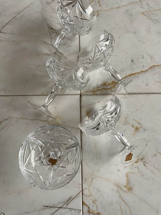 5 кристални чаши за шампанско