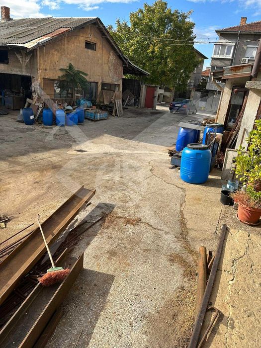 Дава се под наем Склад в Асеновград - 1885 кв.м за 2992.17 € - Снимка #3