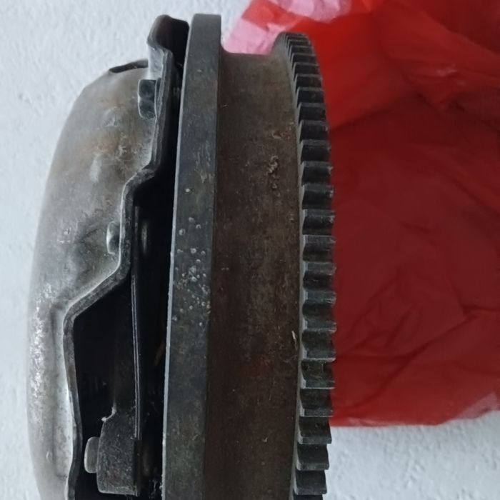 Vând tot ce este an anunț