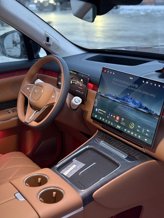 Voyah Taishan новая автомобиль от Dong Feng