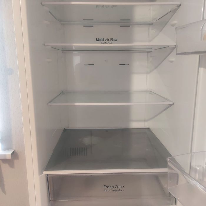 Продам холдильник