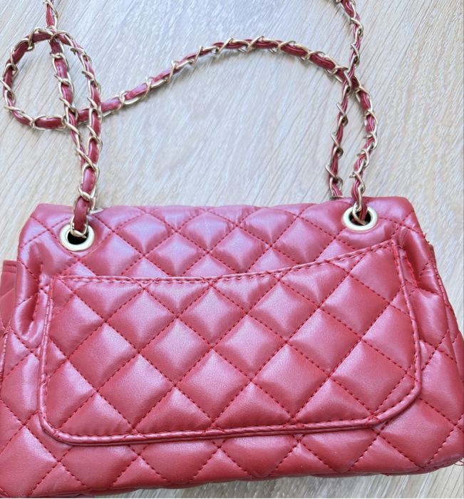 Червена чанта Chanel