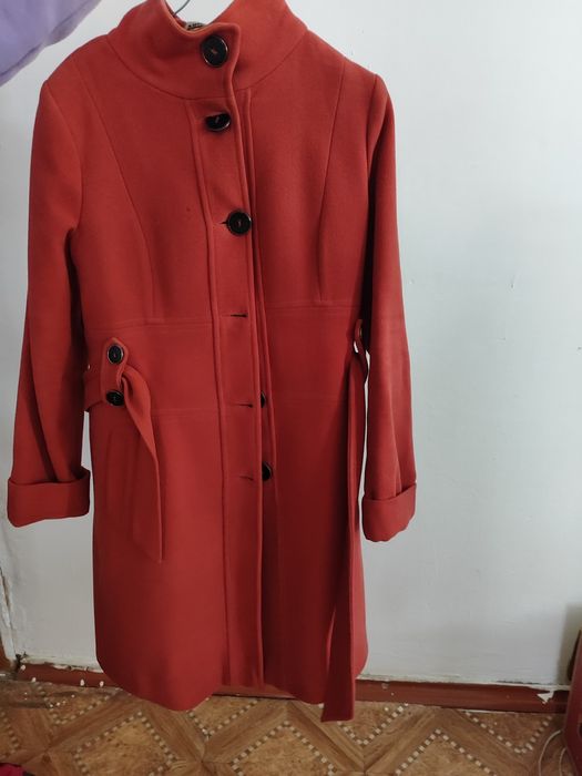 Продам пальто женское