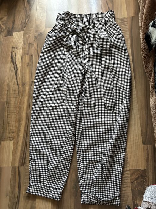 Pantalnoi in carouri