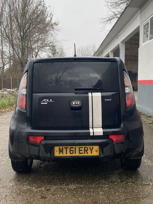 Kia Soul 1.6 CRDi 94 kW D4FB 2011 – На части