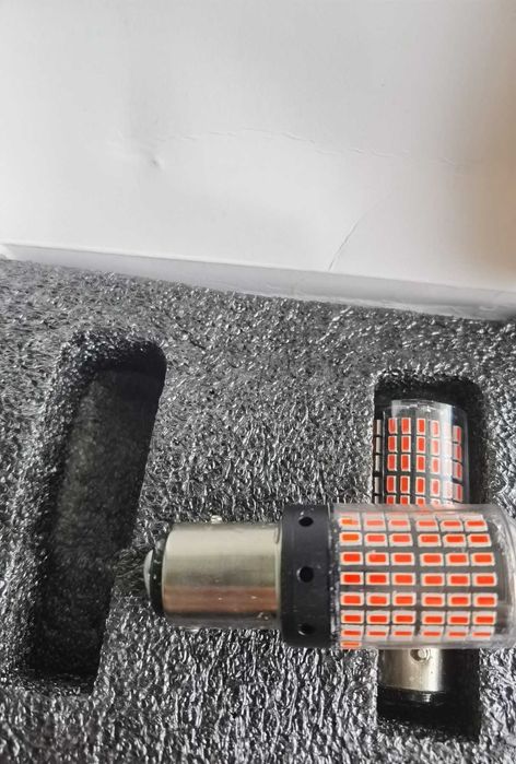 LED крушки (чисто нови)