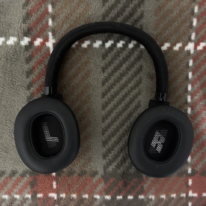 Наушники JBL E55BT