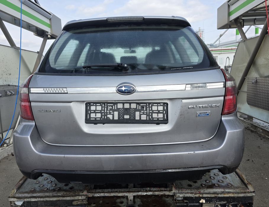 Dezmembrez Subaru Legacy 2.0 d 2010