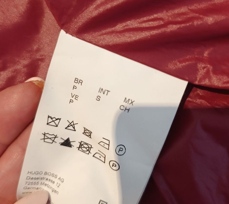 Geaca HUGO BOSS mărimea S-M