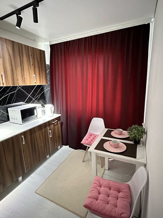 1 ком посуточно,почасово