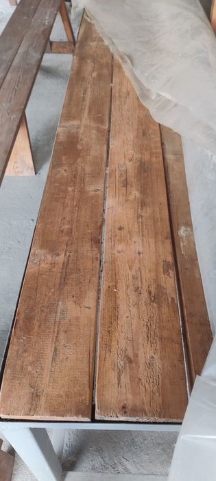 Стол со скамейками