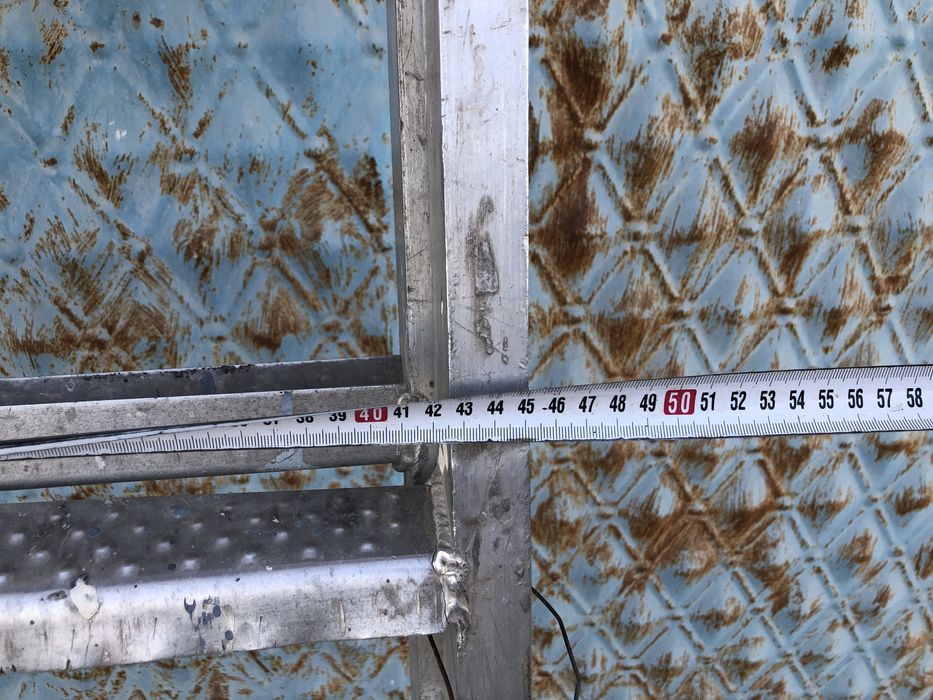 Алюминиевая стремянка