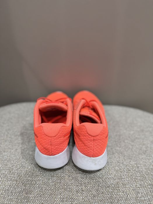 Маратонки Nike 38