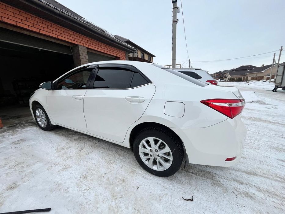 Toyota Corolla 2014 года срочно продам